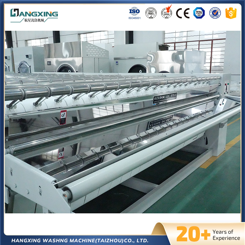 Automatikus többhengeres vasalógép Automatikus többhengeres vasalógép